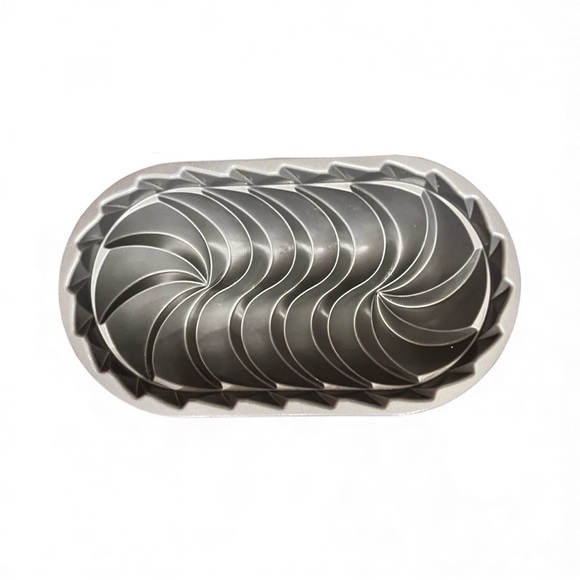 Nordic Ware Heritage Loaf Pan – Platinum Collection, NEW - Picture 2 of 11